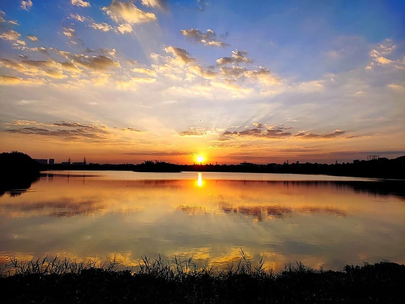 Sunset over Agara Lake, between HSR Layout and Sarjapur Road
